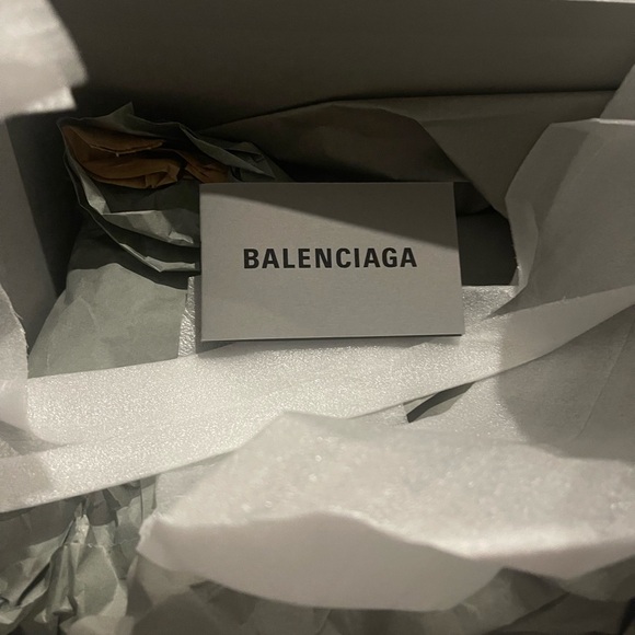 Balenciaga x Adidas Snakehead Crossbody - Picture 6 of 8